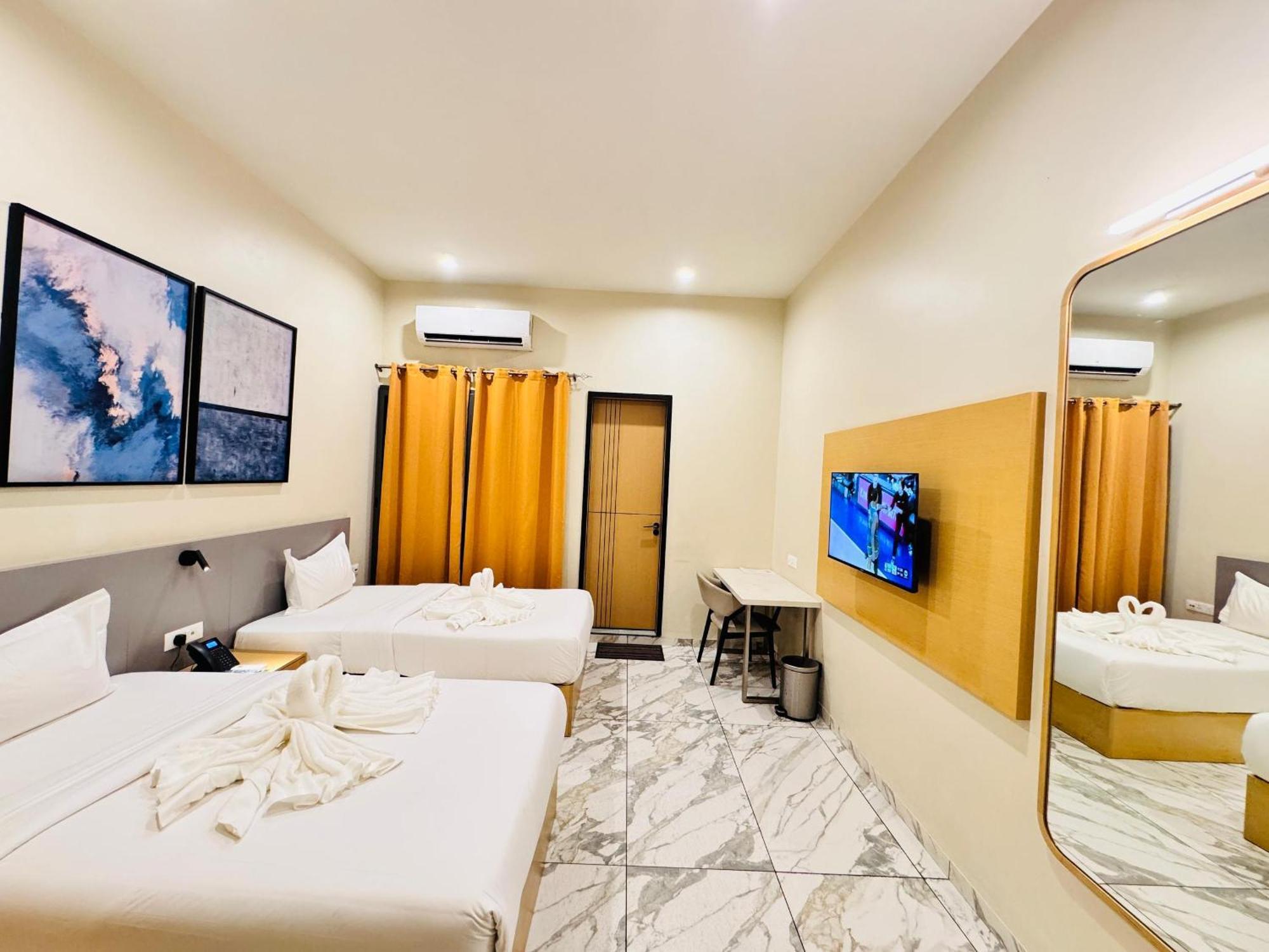 Ixoras Hotel Lemba Kinshasa Buitenkant foto